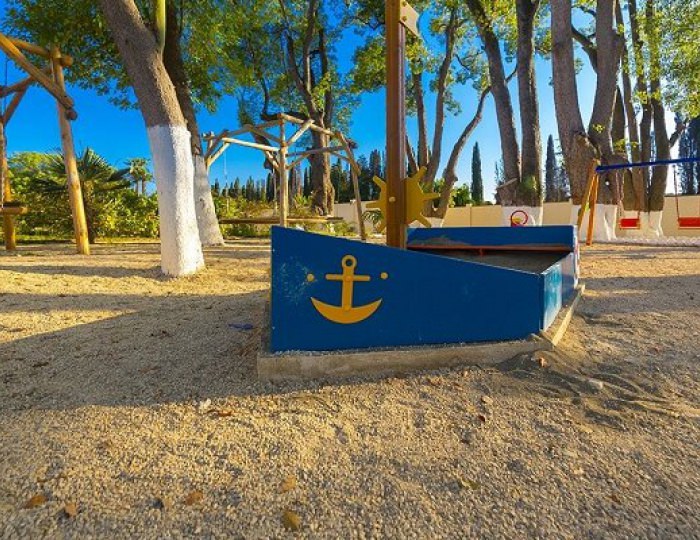 Детская площадка - Пансионат «Ривьера»